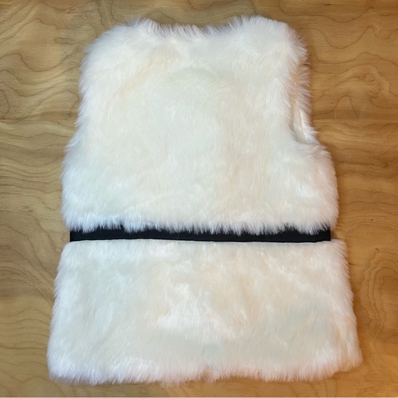 Janie & Jack White Fur Vest, Black Ribbon Accent NWOT - Picture 2 of 5